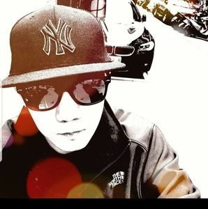 Meet your Posher, Henry